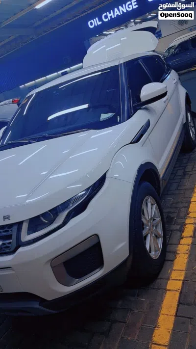 Land Rover Range Rover Evoque Standard 2