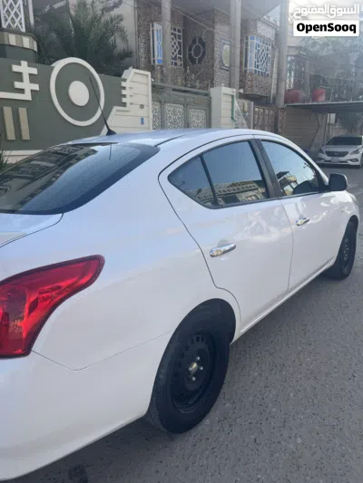Nissan Sunny S 4