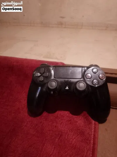 ايد PS4 شغالة مية المية اقرى الوصف رجاء 3