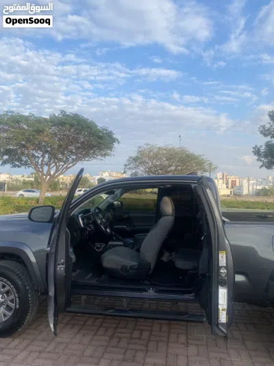 Toyota Tacoma SR5 2