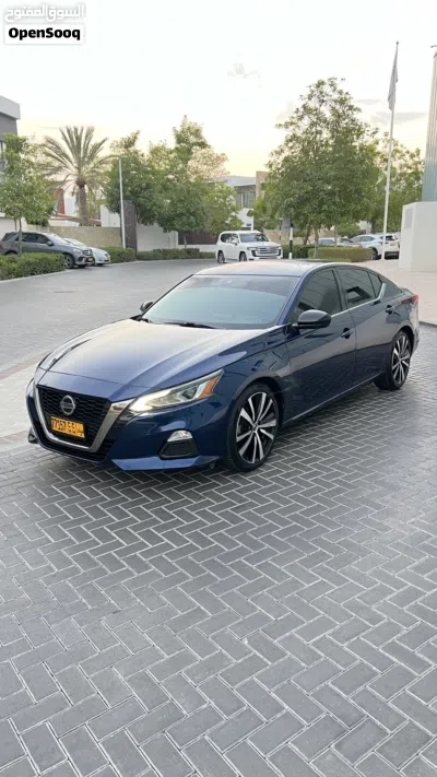 نيسان التيما SR 2