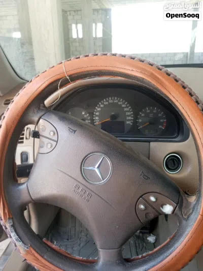 Mercedes Benz E-Class E 200 4