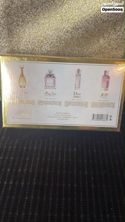 Dior 4-in- 1 Fragrance Discovery Gift Set or the Dior Star Edition 4 Miniatures Set. 2