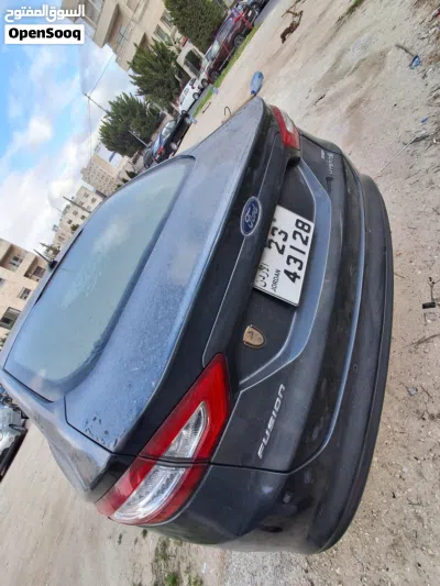Ford Fusion SE 3