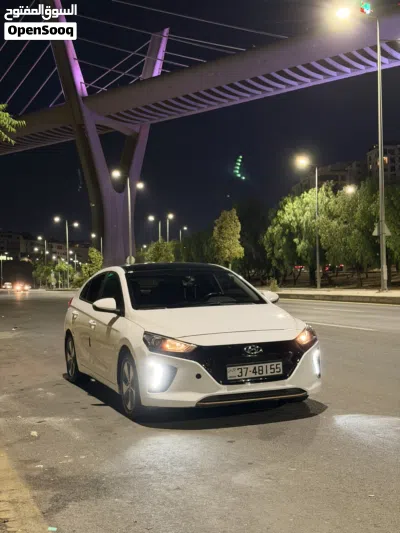 هيونداي ايونيك Standard 2