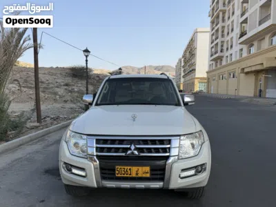 ميتسوبيشي باجيرو GLS 2