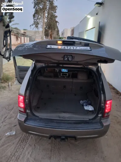 Jeep Grand Cherokee Laredo 3