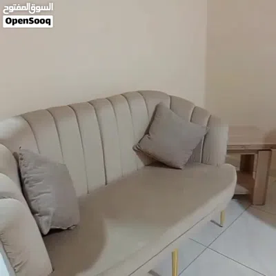 جلوس كنبة وخمسين للبيع بغرض السفر المكان الخوض 4
