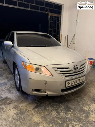 Toyota Camry XLE 2