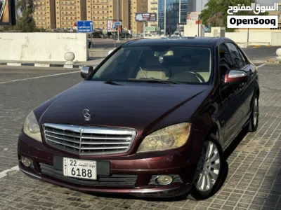 مرسيدس بنز الفئة-C C 200 4
