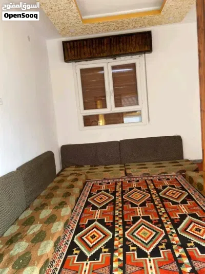 حوش 3 ادوار للبيع في شارع عشرين ( بالقرب من العيادة ) ب350 الف 4