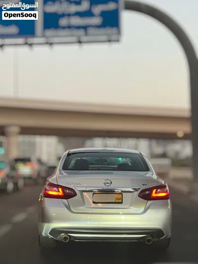 Nissan Altima SV 3