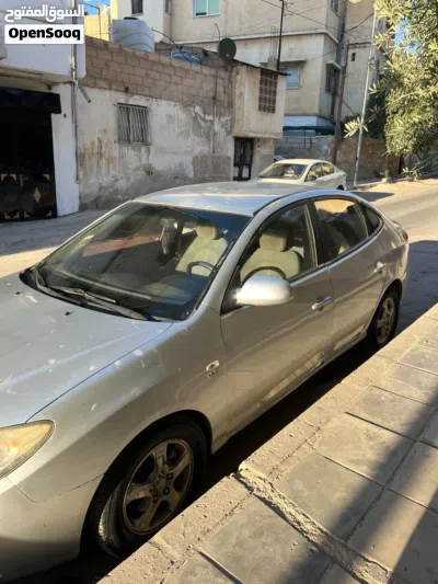 هيونداي افانتي Standard 4