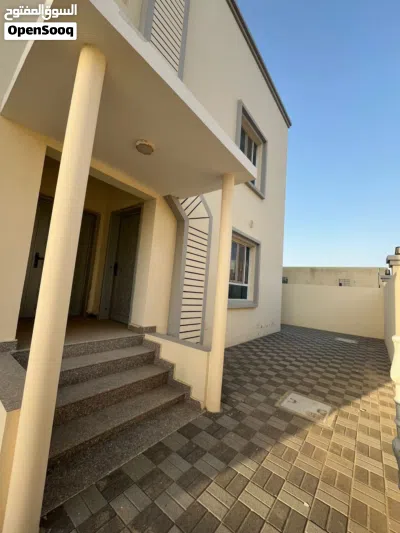 المعبيلة فيلا للبيع بسعر رائع 2
