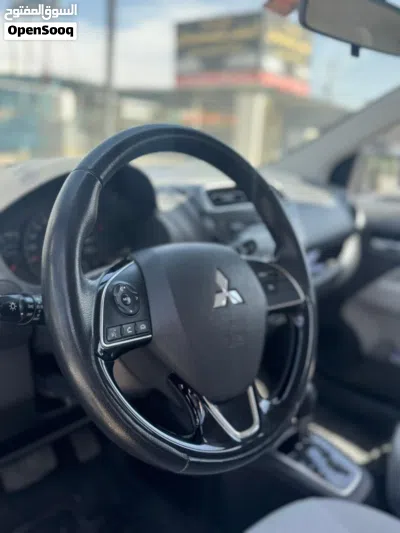 Mitsubishi Attrage Standard 4