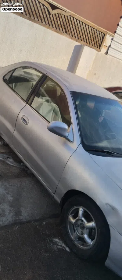هيونداي افانتي Standard 3