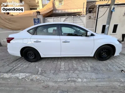 Nissan Sentra S 4