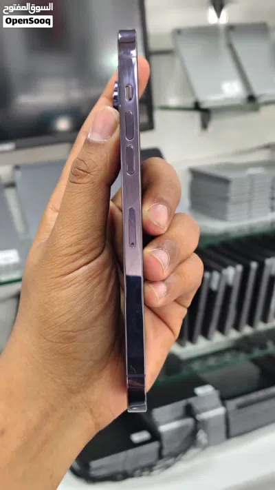 Used iPhone 14 Pro Max in Oman 1TB Storage Original Box 3