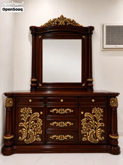 Bedroom furniture set for sale 4