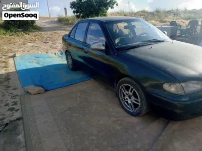Hyundai Accent GLS 4