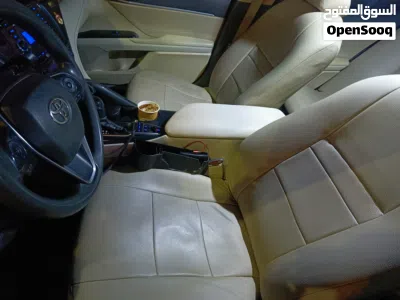 Toyota Camry LE 4