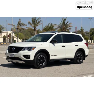 Nissan Pathfinder SL 2
