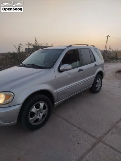 Mercedes Benz M-Class ML 350 3