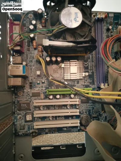 للبيع PC شغال 2