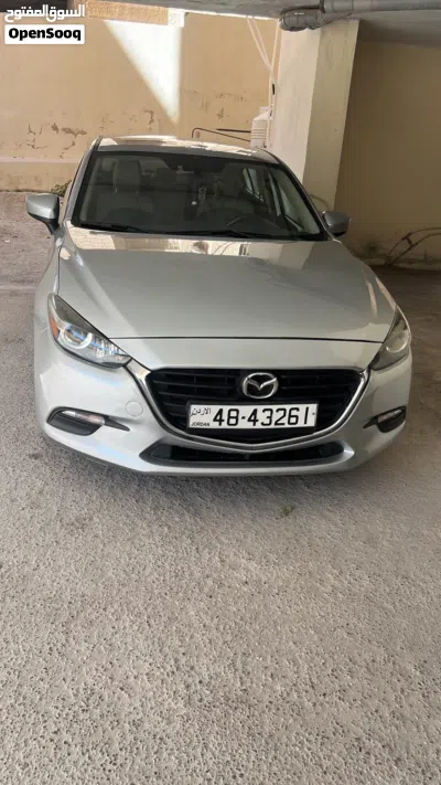 Mazda 3 Standard 2