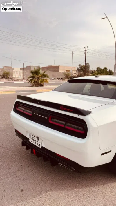 دودج تشالنجر SXT Plus 3