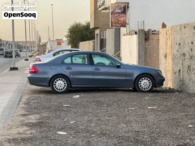 Mercedes Benz E-Class E 350 3
