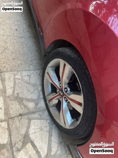 هيونداي فوليستر 2 3