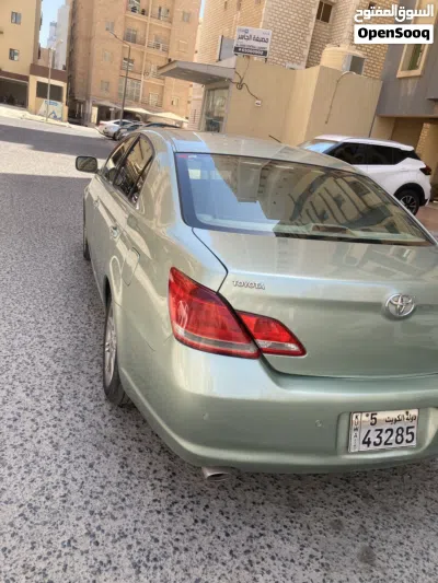 Toyota Avalon SE 3