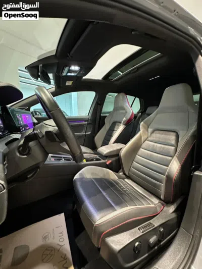 فولكسفاغن جولف GTI Standard 2