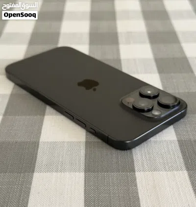 Iphone 15 pro max balck titanium 256GB used good condition 4