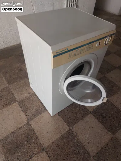 نشافه ملابس إيطاليا شغاله ممتازة لبيع 2