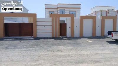 للبيع منزل العوينة 1 2