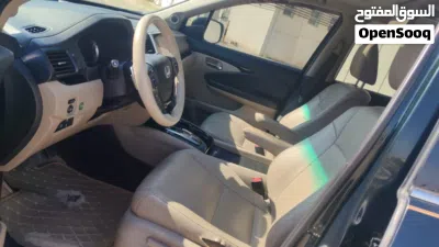Honda Pilot Touring AWD 4