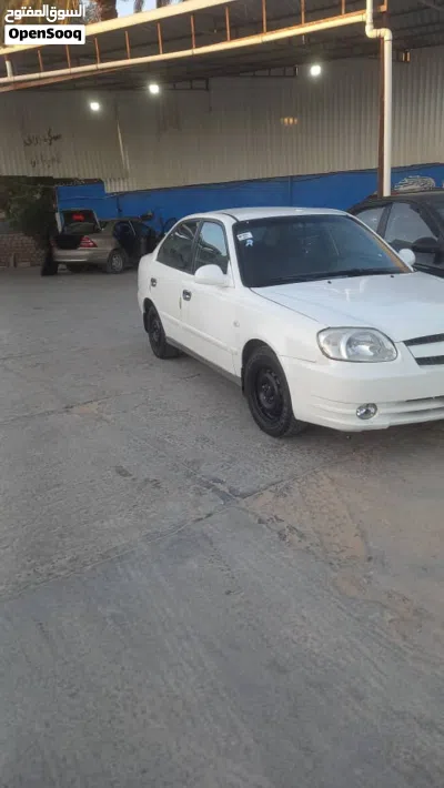 Hyundai Accent GLS 2