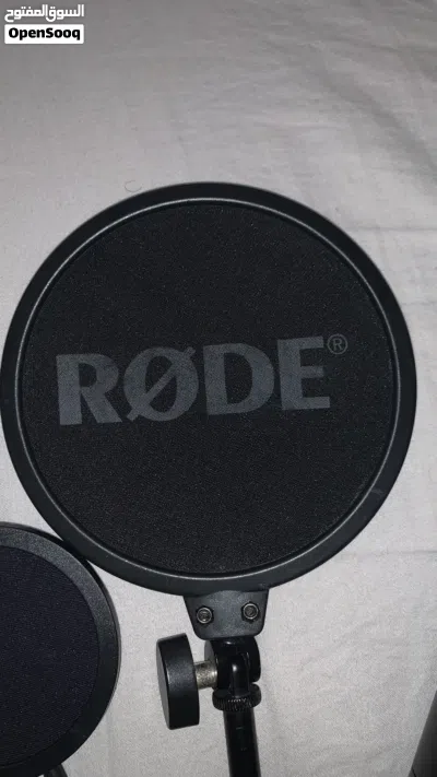 RØDE NT1 microphone in amazing condition 3