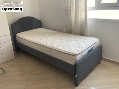 2x bed frames with mattresses 2