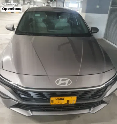 Hyundai Elantra GLS 4