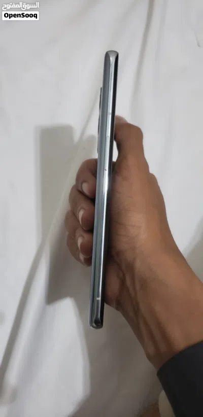 عرطه اليوم ماتتعوضع جهاز ون بلاس 9 برو 5G رسمي يمن موبايل والسعر في الوصف 4