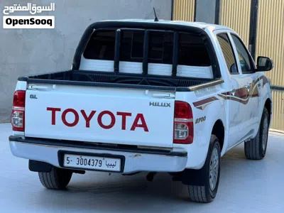 Toyota Hilux GLX 3