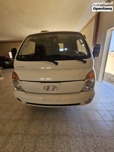 هيونداي H 100 4