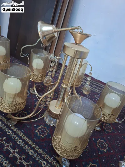 ثريات شغالات شبه جديد 2