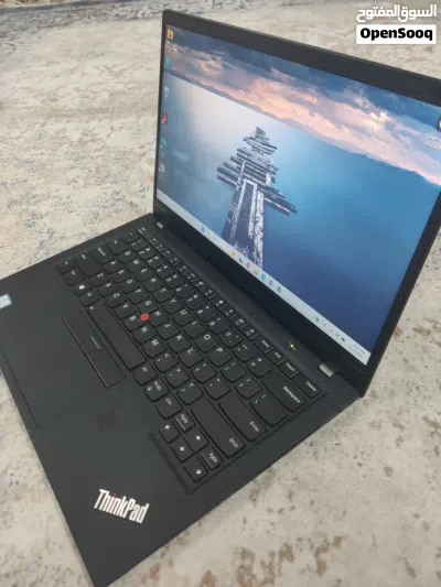 Lenovo ThinkPad X1 Carbon Gen 5 i7 / 8GB / 256SSD 3