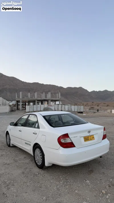 تويوتا كامري XLE 2