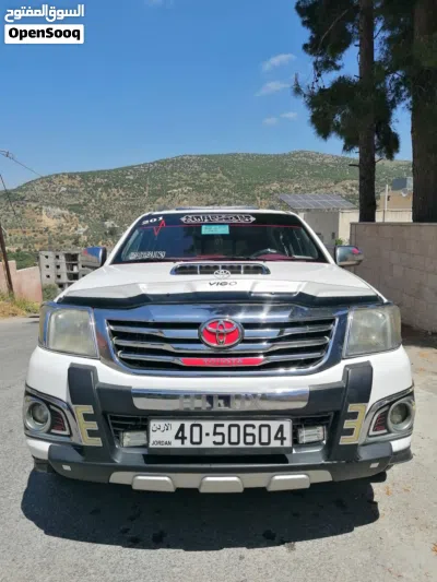 Toyota Hilux GLX 2