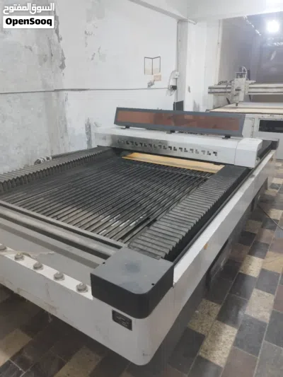 ماكينات CNC راوتر وليزر الحجم الكبير 2